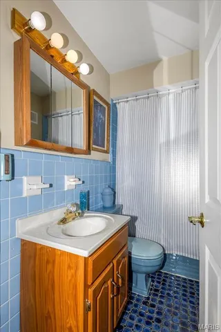 $650,000 | 2948 Erb Road, St. Louis, MO 63129