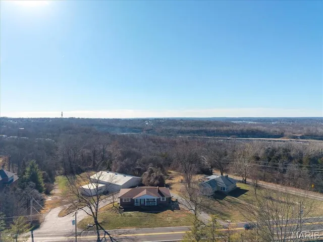 $650,000 | 2948 Erb Road, St. Louis, MO 63129