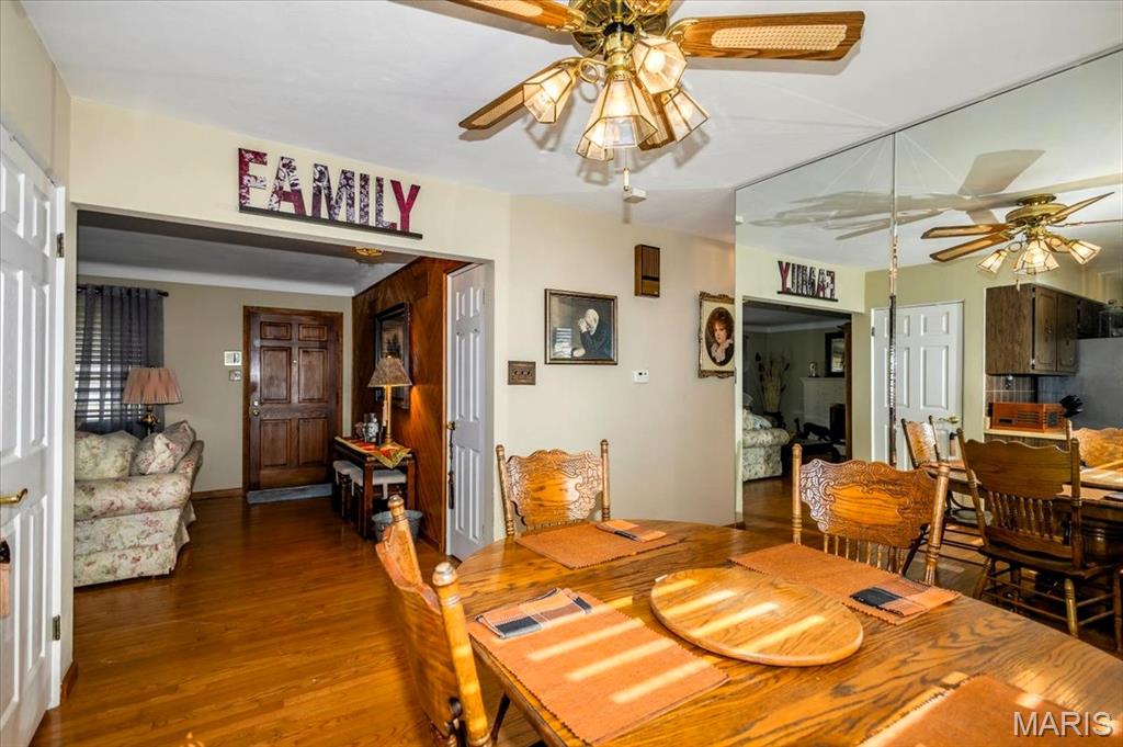 2948 Erb Road St. Louis, MO 63129 - Photo 9 of 43