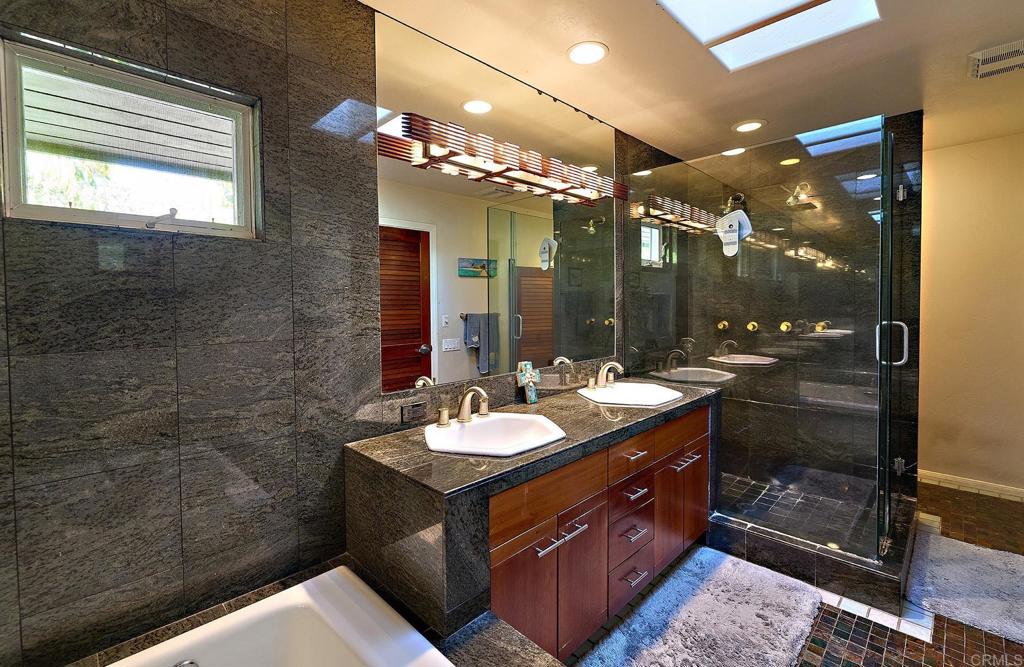 4135 Skyline Road Carlsbad, CA 92008 - Photo 16 of 35