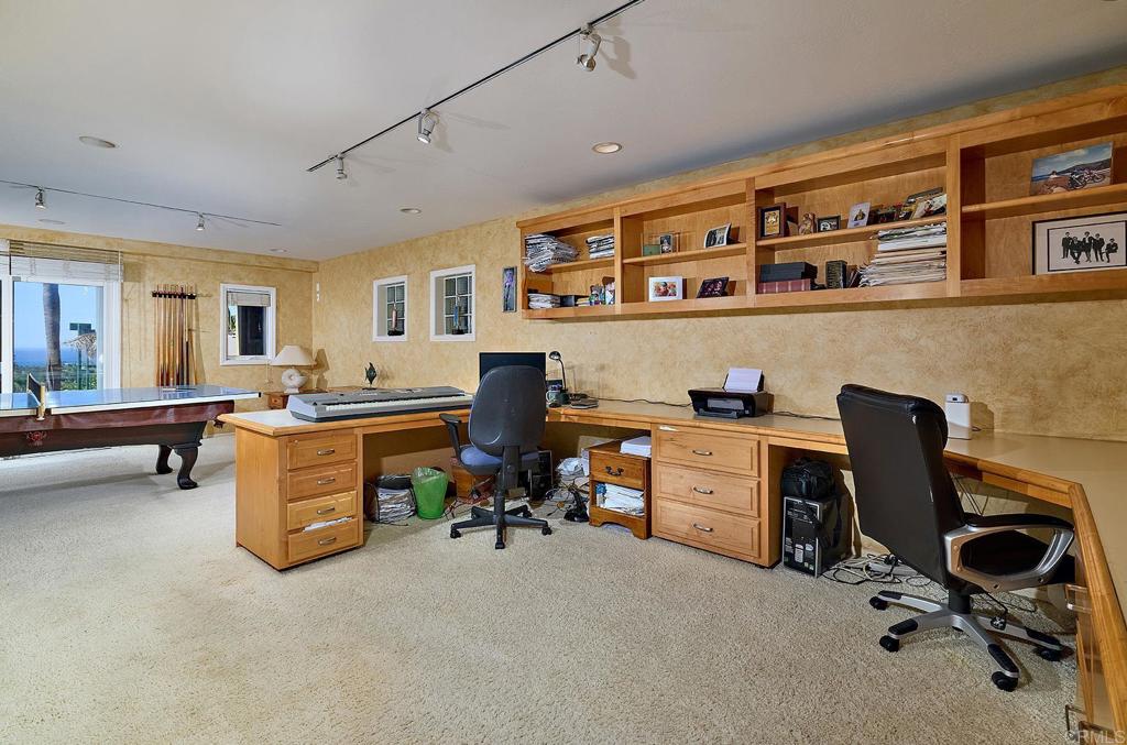 4135 Skyline Road Carlsbad, CA 92008 - Photo 24 of 35