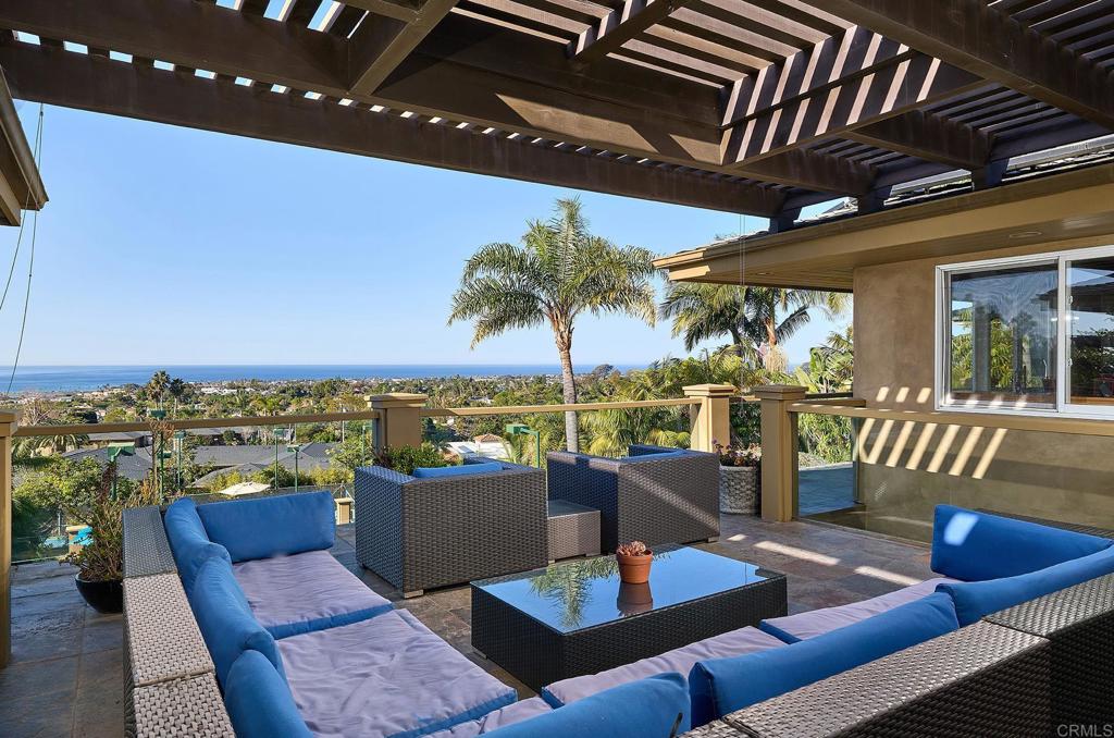 4135 Skyline Road Carlsbad, CA 92008 - Photo 9 of 35