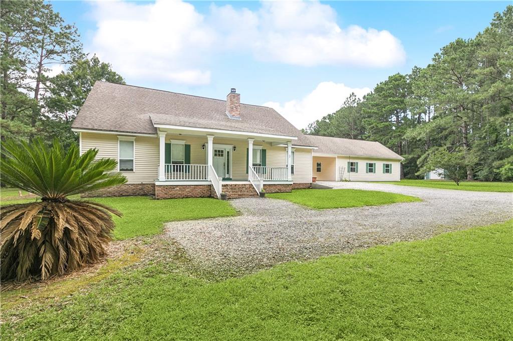 76275 Louis Quave Road Covington, LA 70435 - Photo 3 of 31 Gallery Image 3
