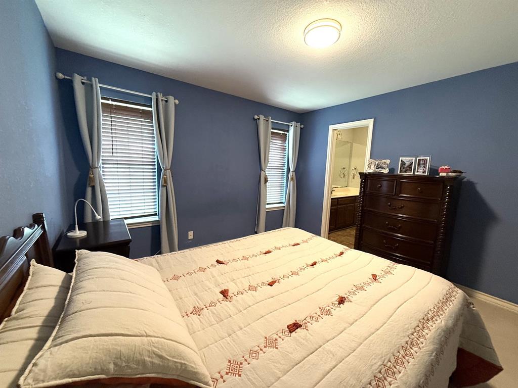 107 Ridge Court Glen Rose, TX 76043 - Photo 15 of 34