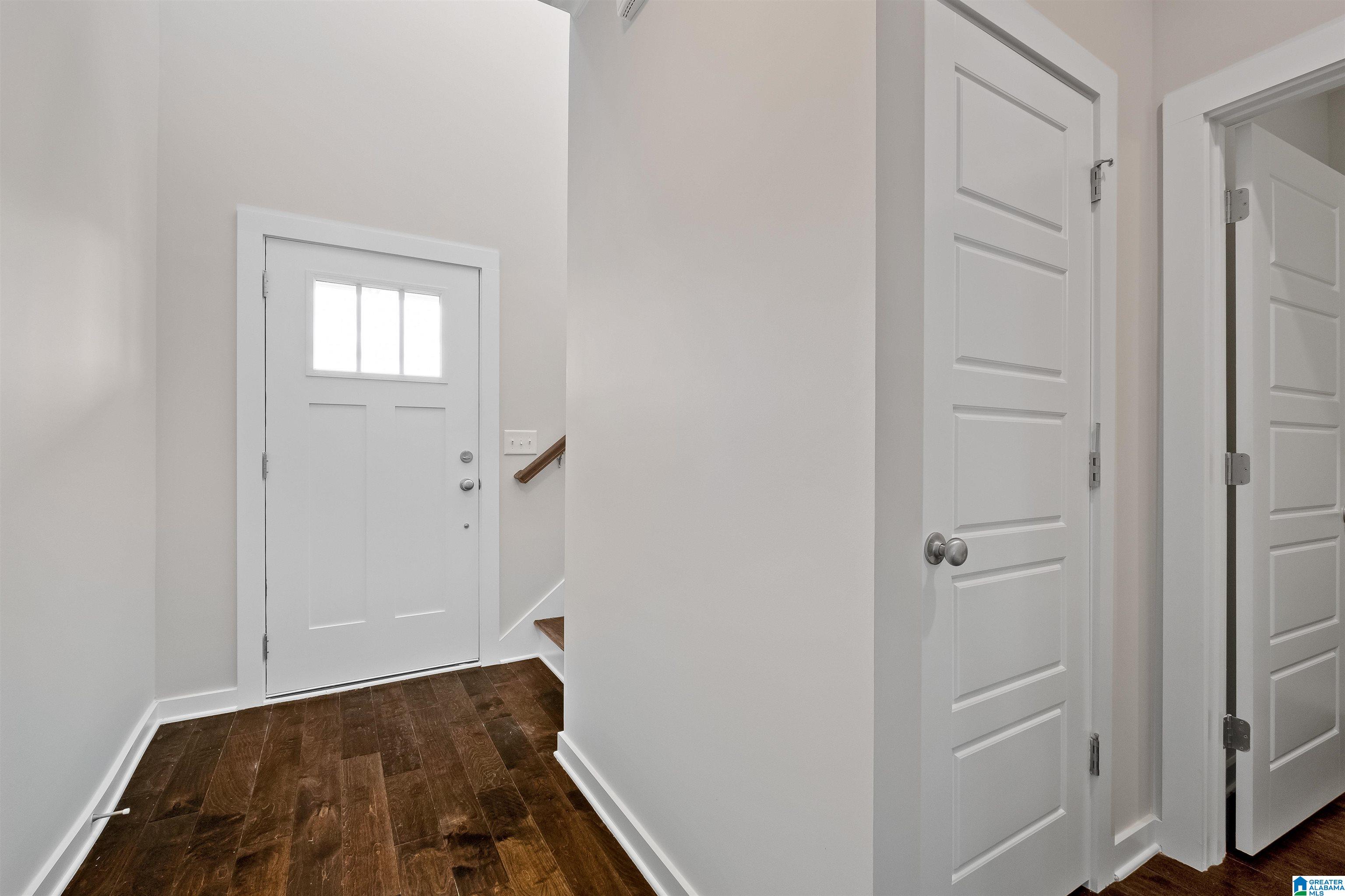 1157 Camellia Ridge Drive Pelham, AL 35124 - Photo 4 of 27