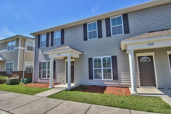 $600,000 | 2002 Ann Arbor Avenue, Unit 4S, Tallahassee, FL 32304