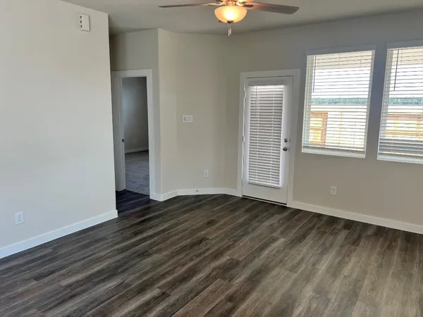 $1,850 | 15431 Dapple Blf Lane, Conroe, TX 77302