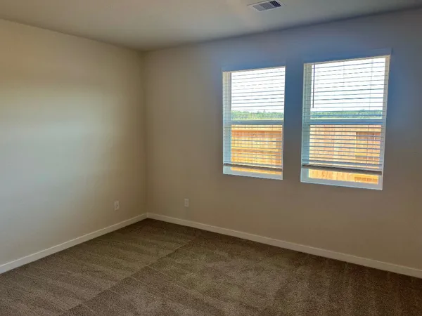 $1,850 | 15431 Dapple Blf Lane, Conroe, TX 77302