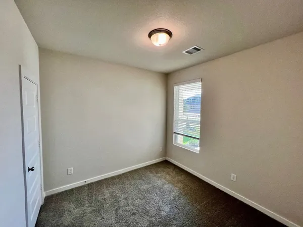 $1,850 | 15431 Dapple Blf Lane, Conroe, TX 77302