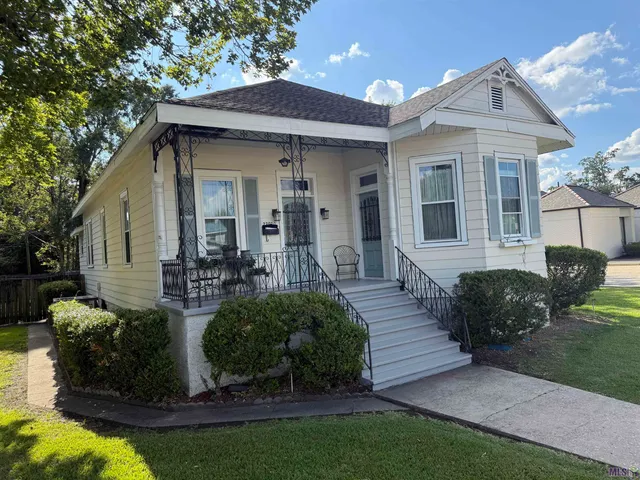 $275,000 | 23930 Railroad Avenue, Plaquemine, LA 70764