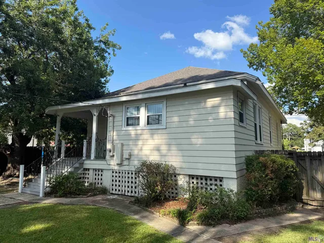 $275,000 | 23930 Railroad Avenue, Plaquemine, LA 70764