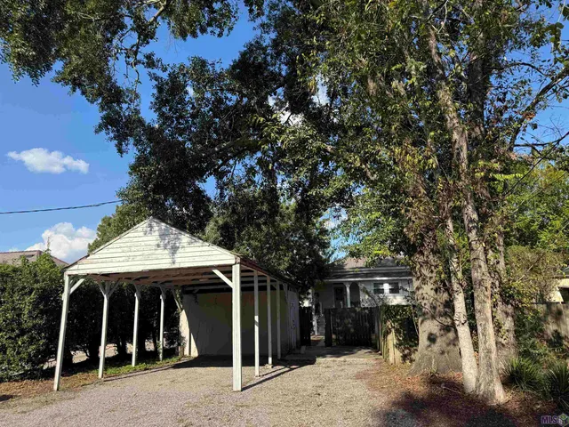 $275,000 | 23930 Railroad Avenue, Plaquemine, LA 70764
