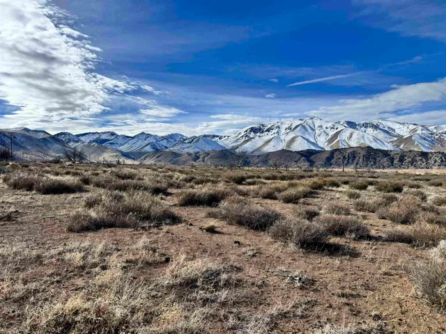 $150,000 | 1263 Eastside Lane, Unit 1263, Coleville, CA 96107