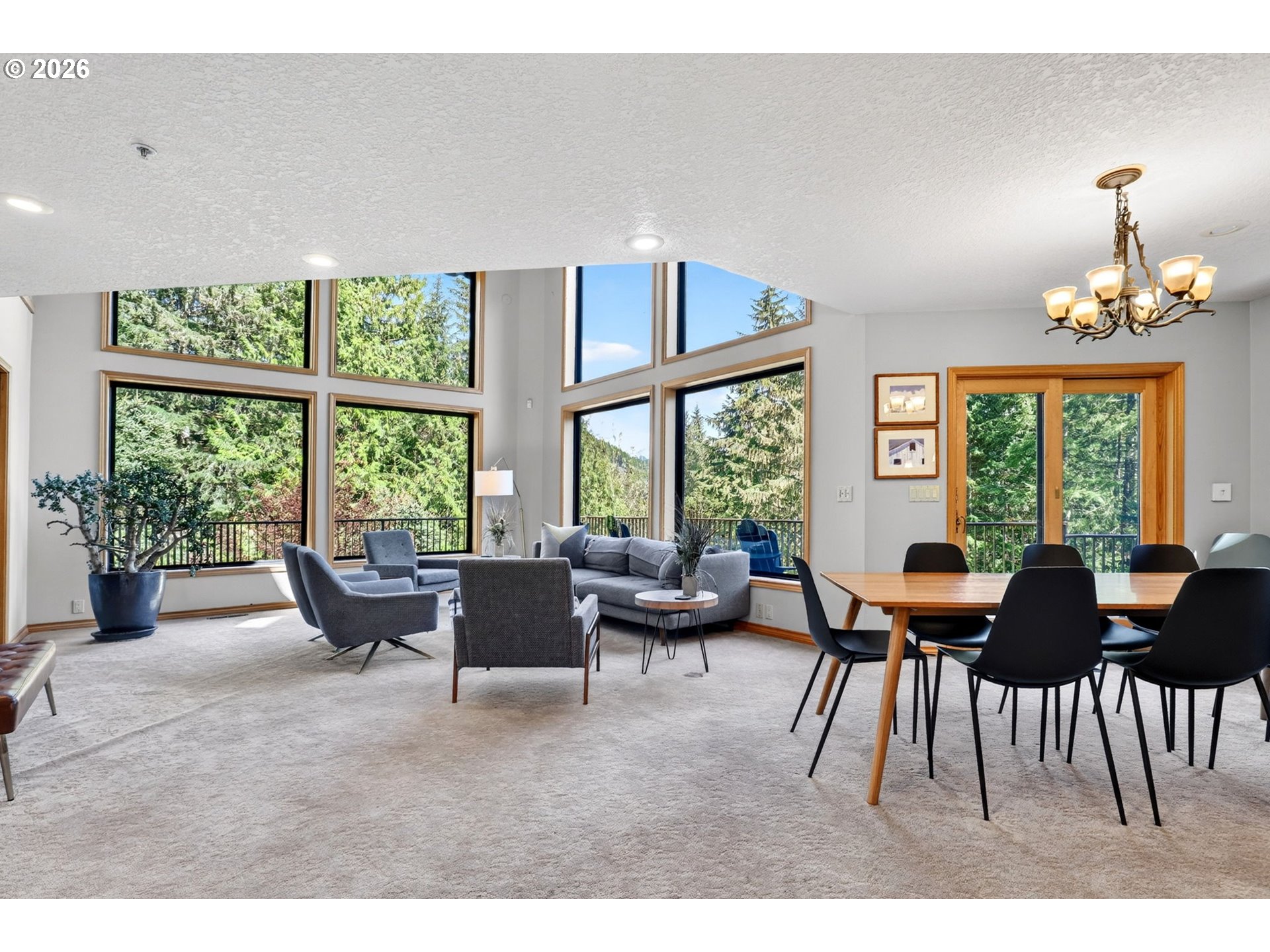 18685 East Aschoff Road Rhododendron, OR 97049 - Photo 7 of 48 a living room with furniture and a large window