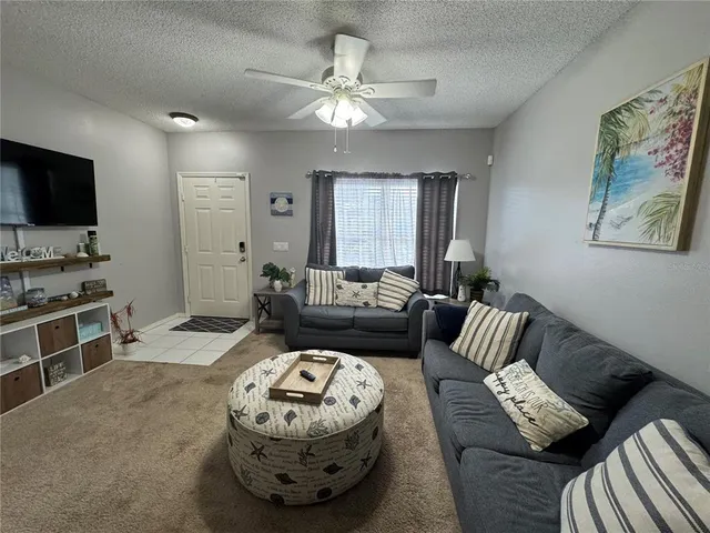 $2,300 | 4540 Runabout Way, Bradenton, FL 34203