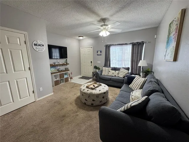 $2,300 | 4540 Runabout Way, Bradenton, FL 34203