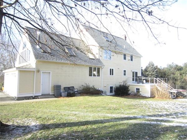 24 Coleman Road Groveland, MA 01834 - Photo 3 of 27