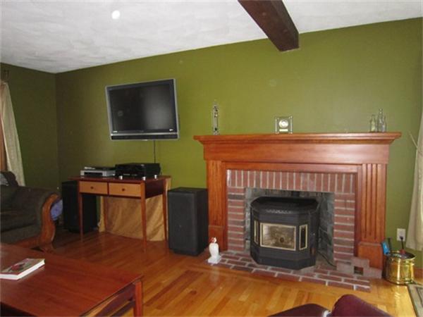 24 Coleman Road Groveland, MA 01834 - Photo 8 of 27