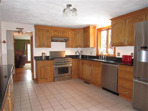 24 Coleman Road Groveland, MA 01834 - Photo 10 of 27