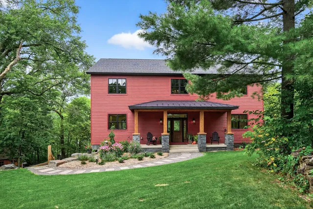 $949,900 | 33644 Xenon Drive Northwest, Princeton, MN 55371