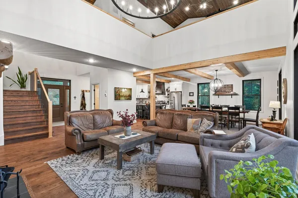 $949,900 | 33644 Xenon Drive Northwest, Princeton, MN 55371