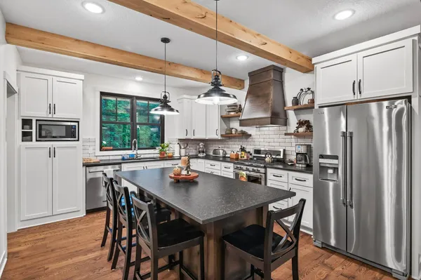 $949,900 | 33644 Xenon Drive Northwest, Princeton, MN 55371