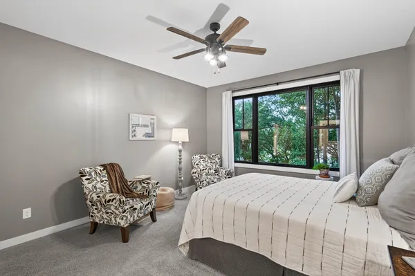 $949,900 | 33644 Xenon Drive Northwest, Princeton, MN 55371