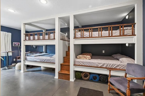 $949,900 | 33644 Xenon Drive Northwest, Princeton, MN 55371