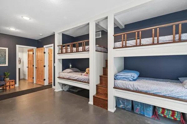 $949,900 | 33644 Xenon Drive Northwest, Princeton, MN 55371