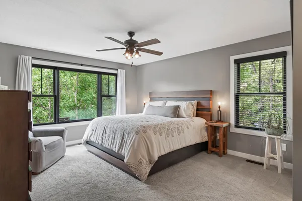 $949,900 | 33644 Xenon Drive Northwest, Princeton, MN 55371