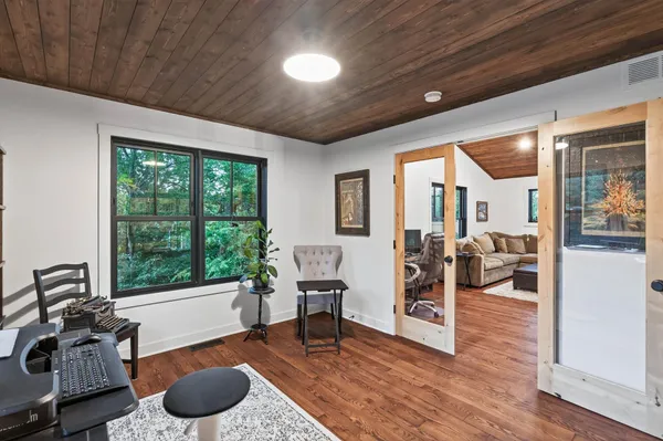 $949,900 | 33644 Xenon Drive Northwest, Princeton, MN 55371