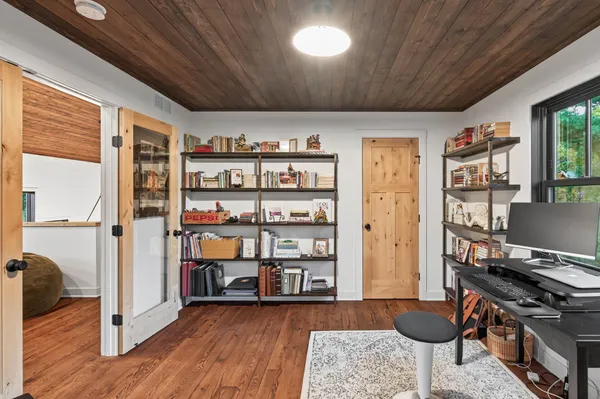 $949,900 | 33644 Xenon Drive Northwest, Princeton, MN 55371