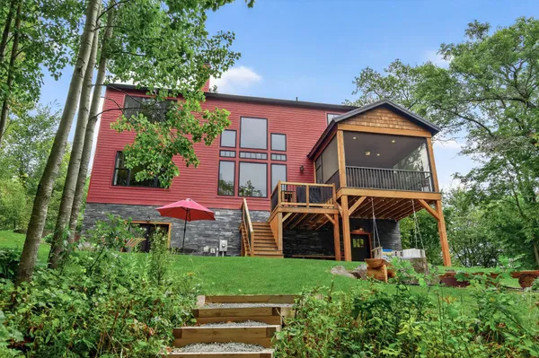 $949,900 | 33644 Xenon Drive Northwest, Princeton, MN 55371