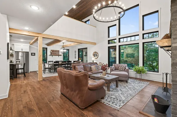 $949,900 | 33644 Xenon Drive Northwest, Princeton, MN 55371