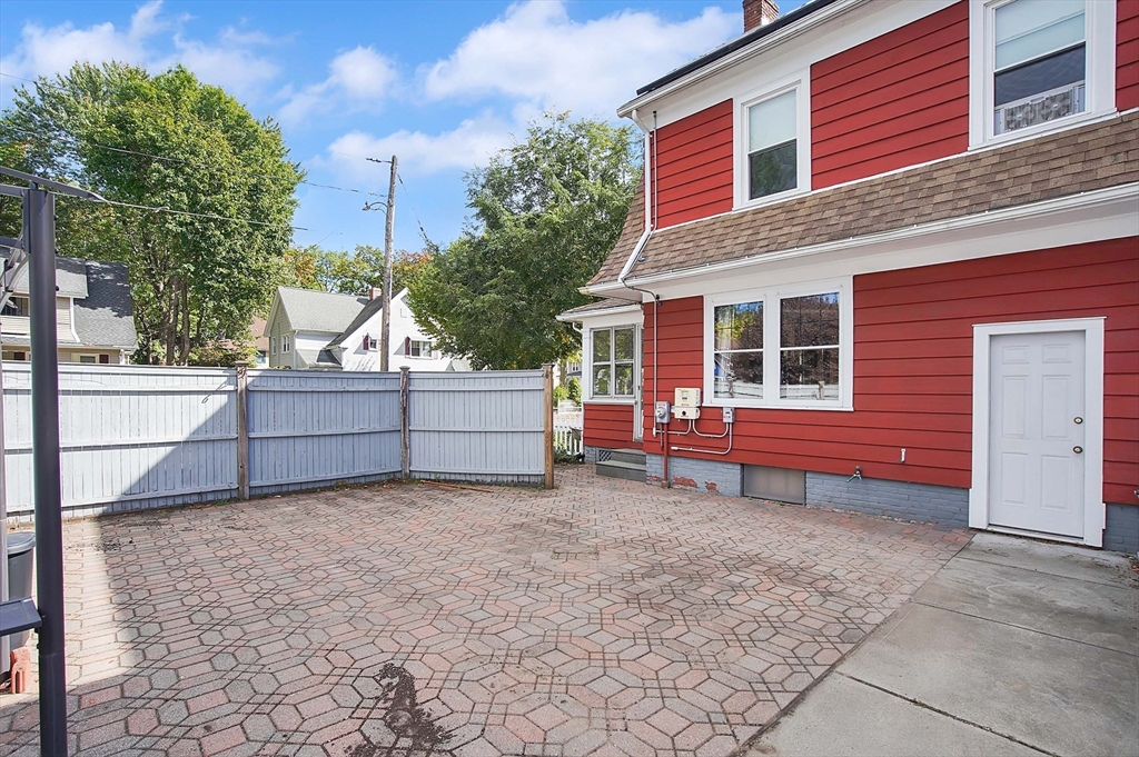 50 Morningside Park Springfield, MA 01108 - Photo 38 of 42