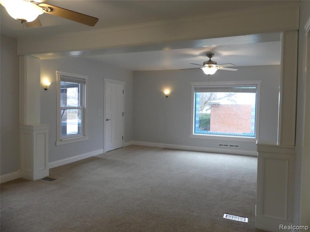 35449 Currier Street Wayne, MI 48184 - Photo 11 of 27