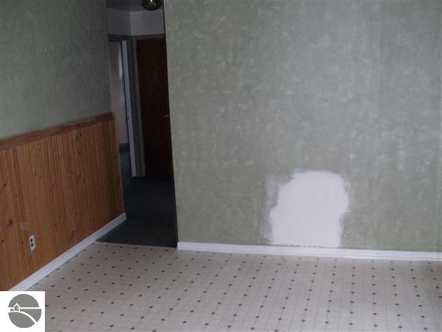 2253 Tamara Road Kalkaska, MI 49646 - Photo 7 of 19 1727915-6.JPG