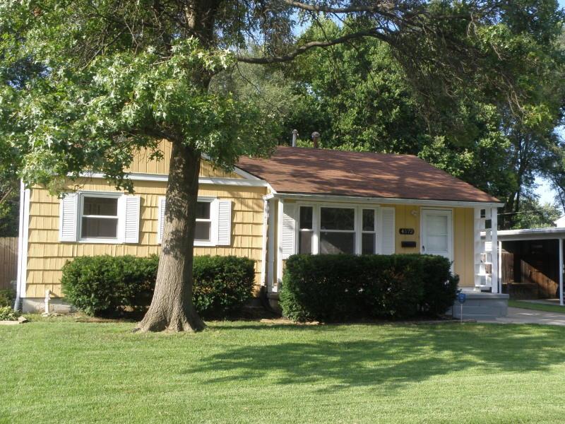 4572 Rodney Road Columbus, OH 43227 - Photo 1 of 18 Gallery Image 1
