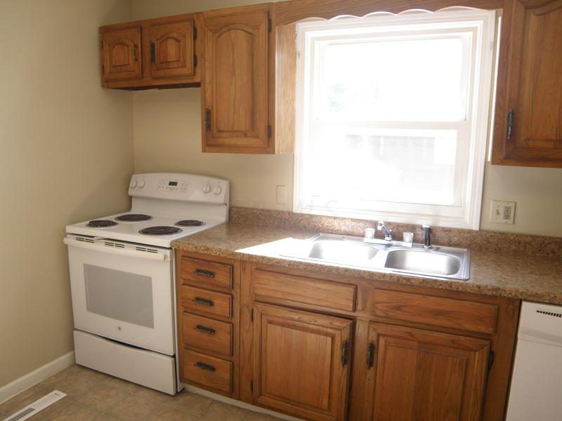 4572 Rodney Road Columbus, OH 43227 - Photo 11 of 18 Gallery Image 11