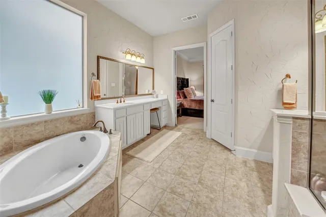 $10,000 | 5048 Exposition Way, Fort Worth, TX 76244