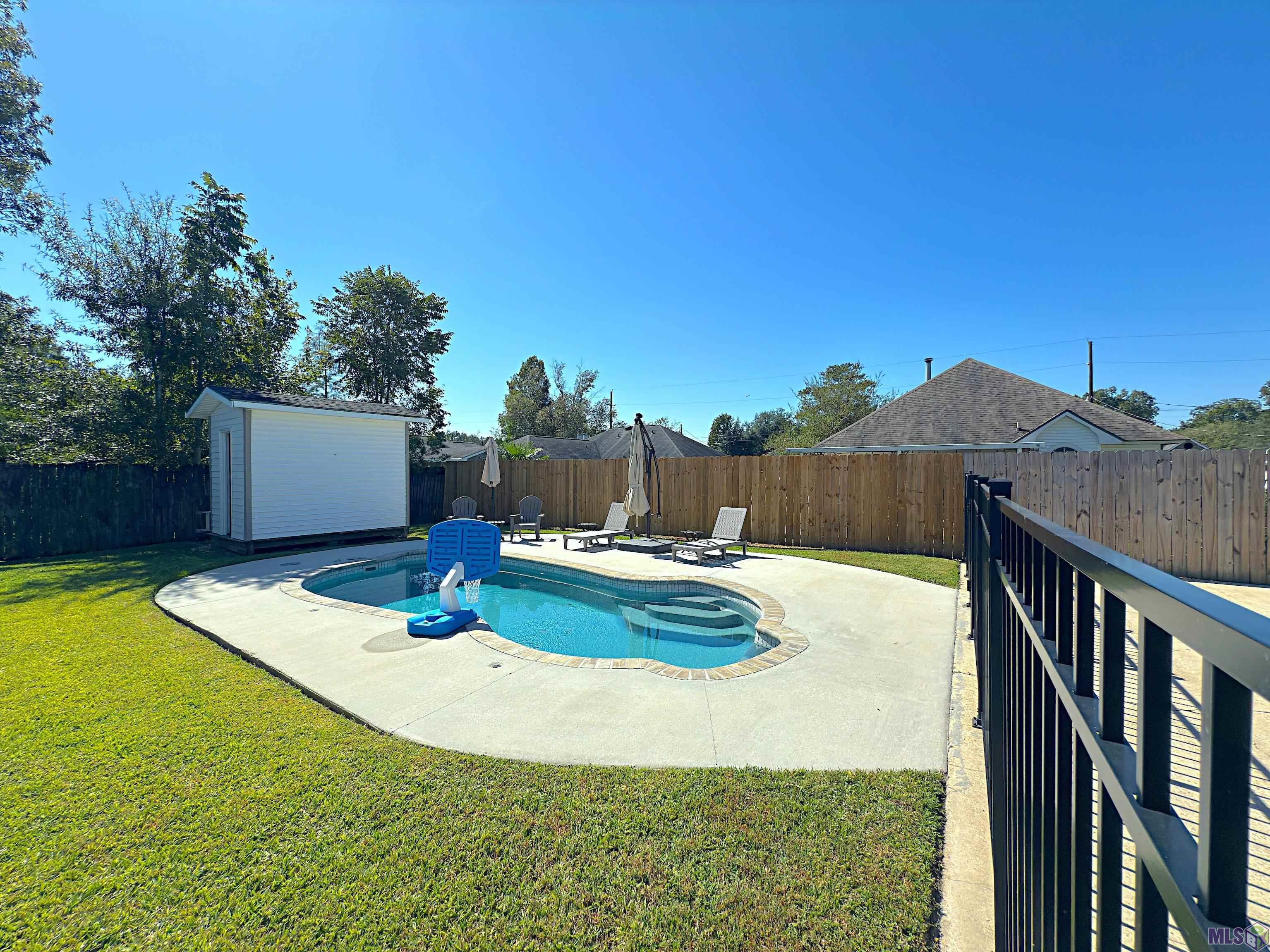 18527 Perkins Oak Road Prairieville, LA 70769 - Photo 5 of 25 Gallery Image 5