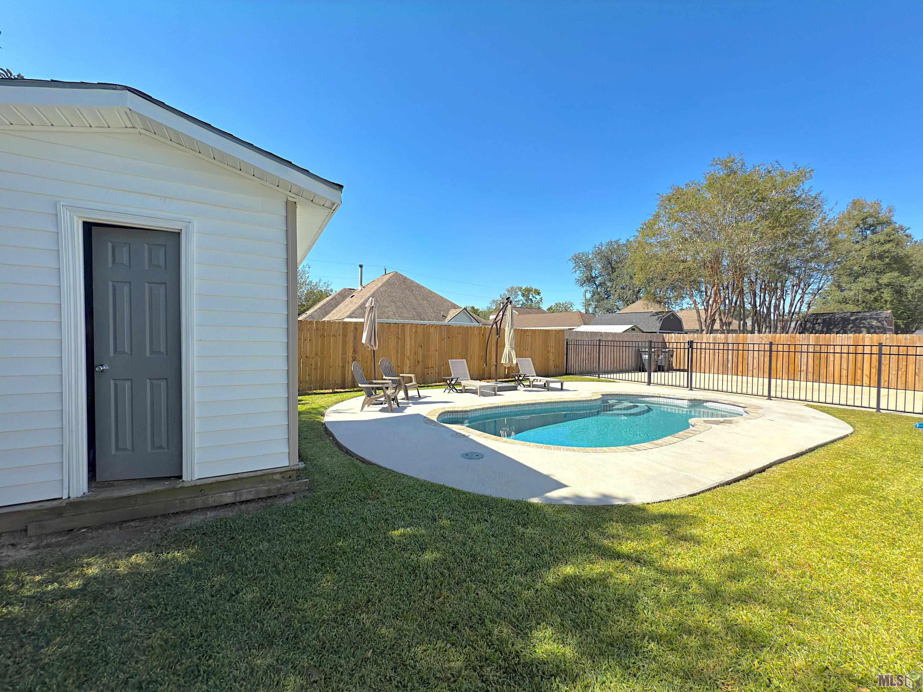 18527 Perkins Oak Road Prairieville, LA 70769 - Photo 7 of 25 Gallery Image 7