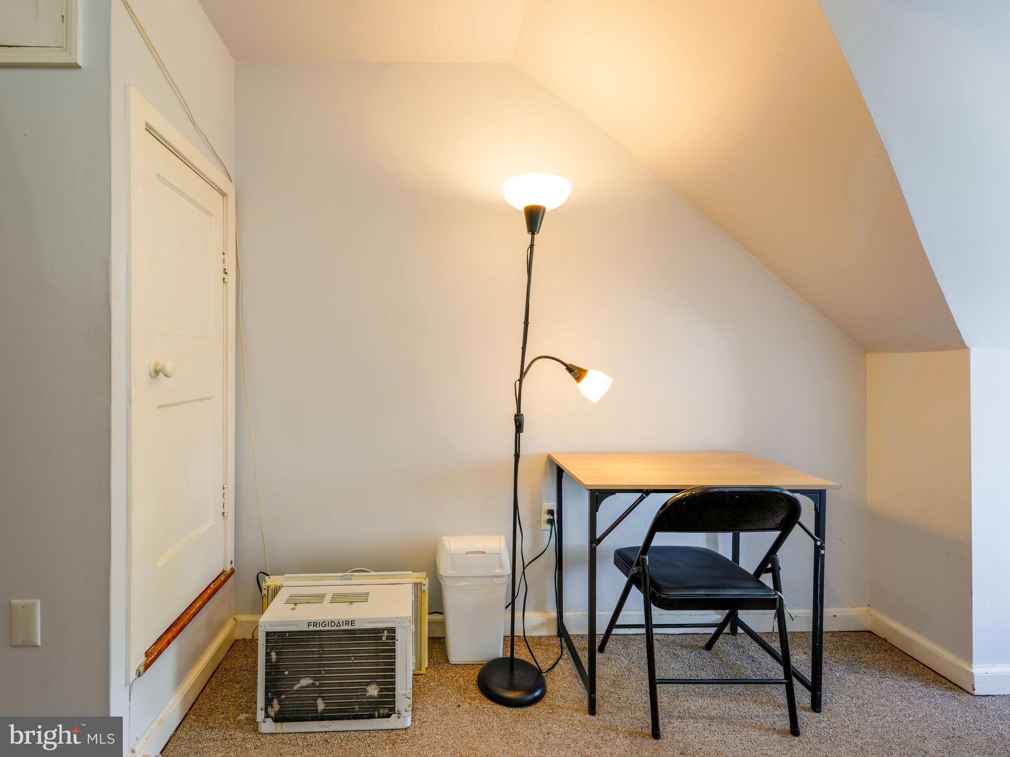 241 Rockingham Road Bryn Mawr, PA 19010 - Photo 11 of 18