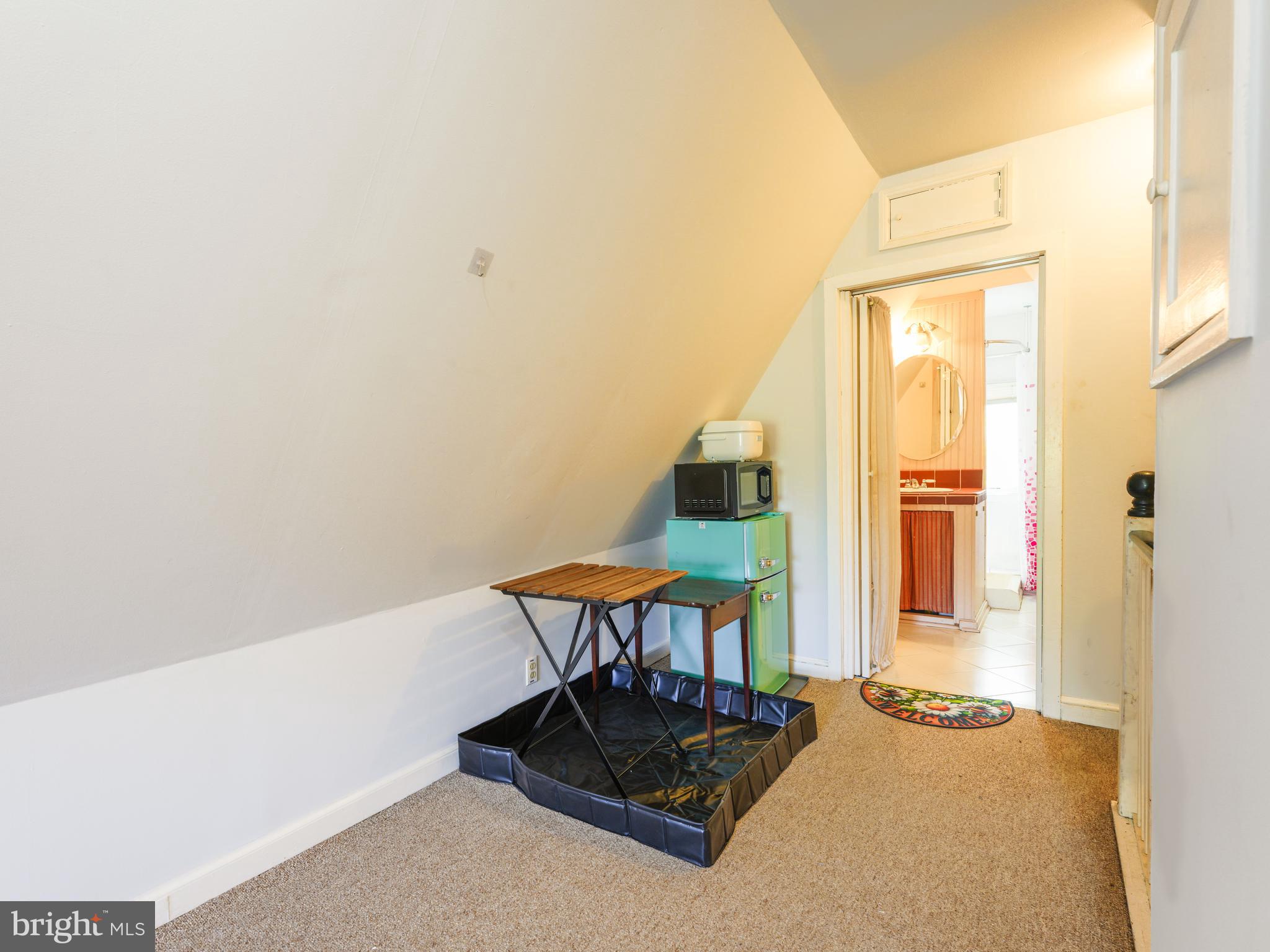 241 Rockingham Road Bryn Mawr, PA 19010 - Photo 10 of 18