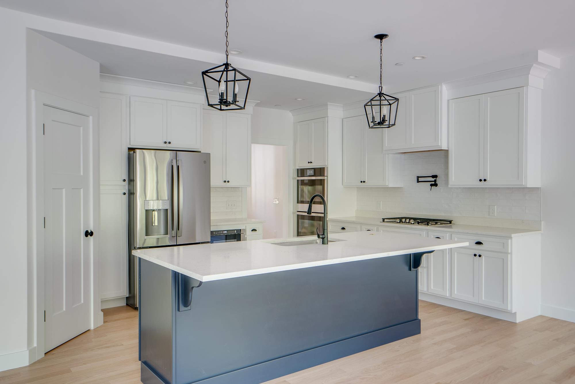 65 Lorden Road, Unit 48 New Boston, NH 03070 - Photo 13 of 40