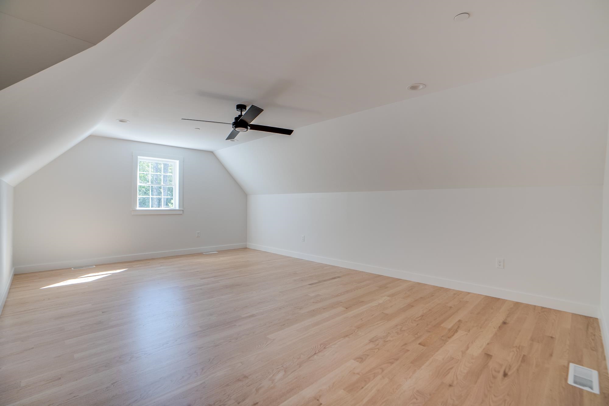 65 Lorden Road, Unit 48 New Boston, NH 03070 - Photo 30 of 40