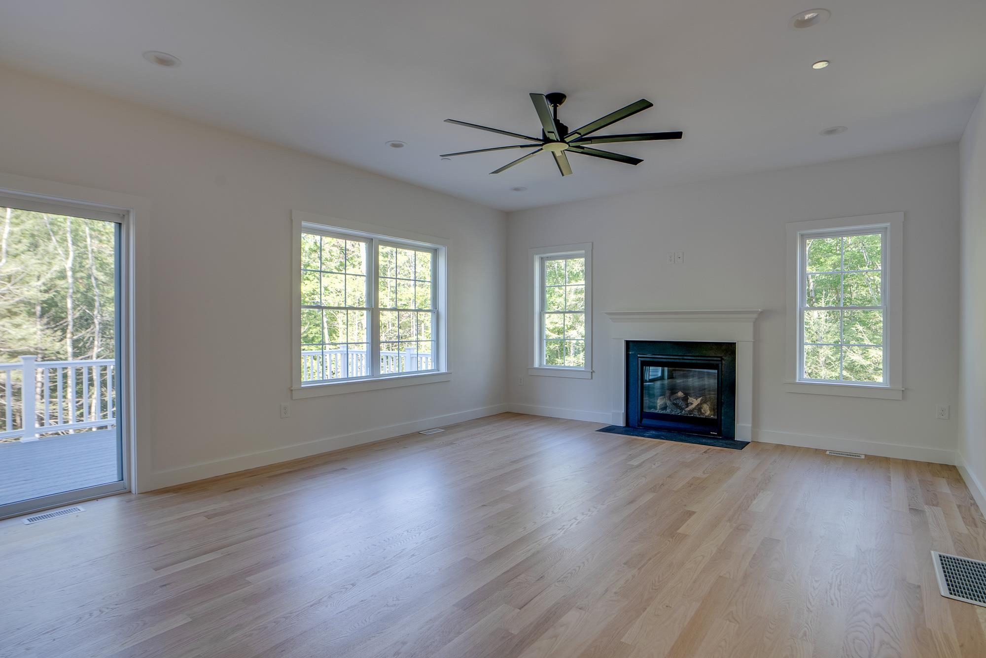65 Lorden Road, Unit 48 New Boston, NH 03070 - Photo 7 of 40