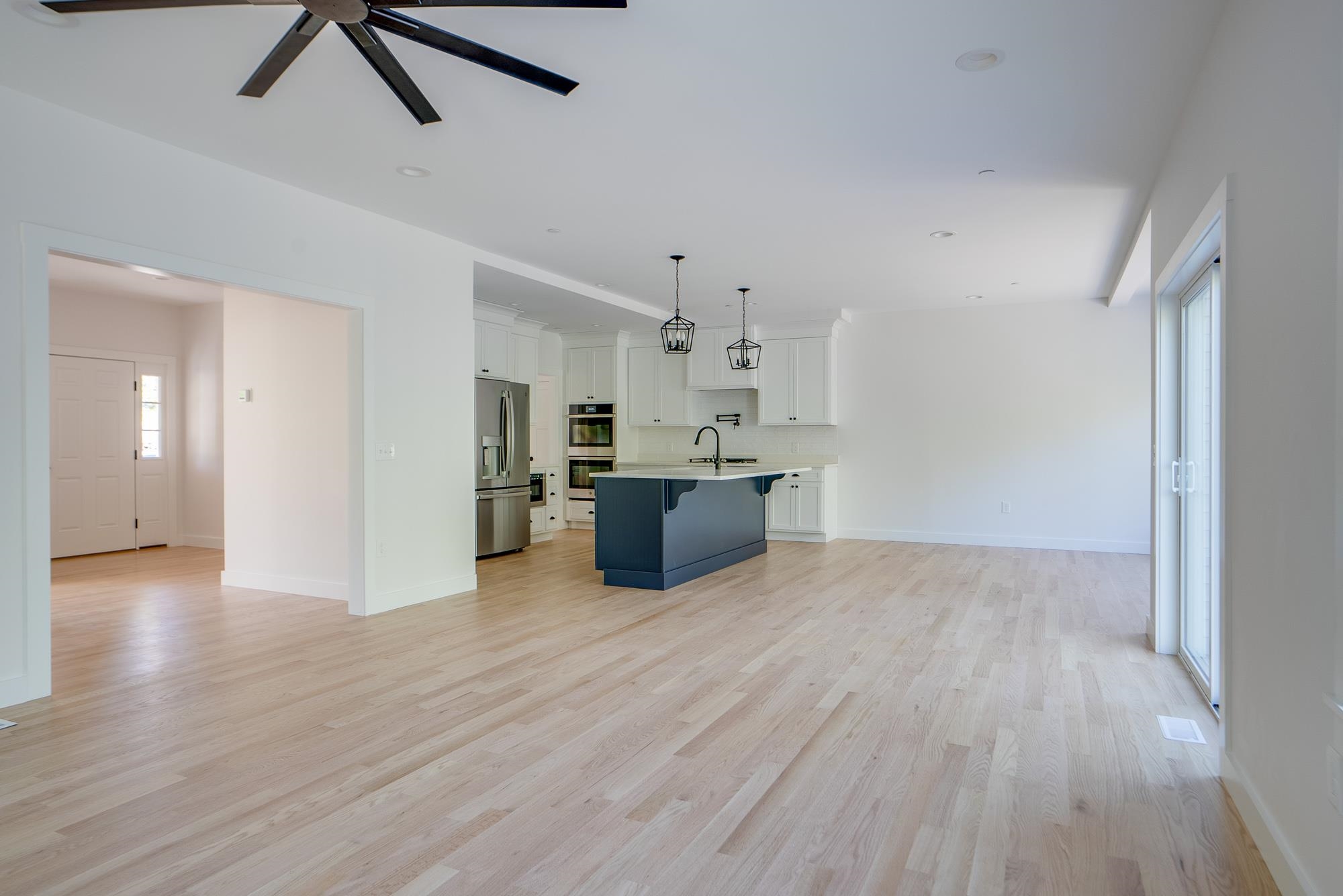 65 Lorden Road, Unit 48 New Boston, NH 03070 - Photo 10 of 40