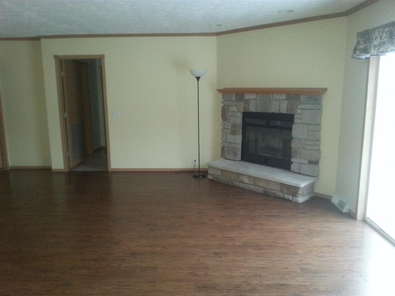 390 19th Road Bourbon, IN 46504 - Photo 17 of 18 Gallery Image 17