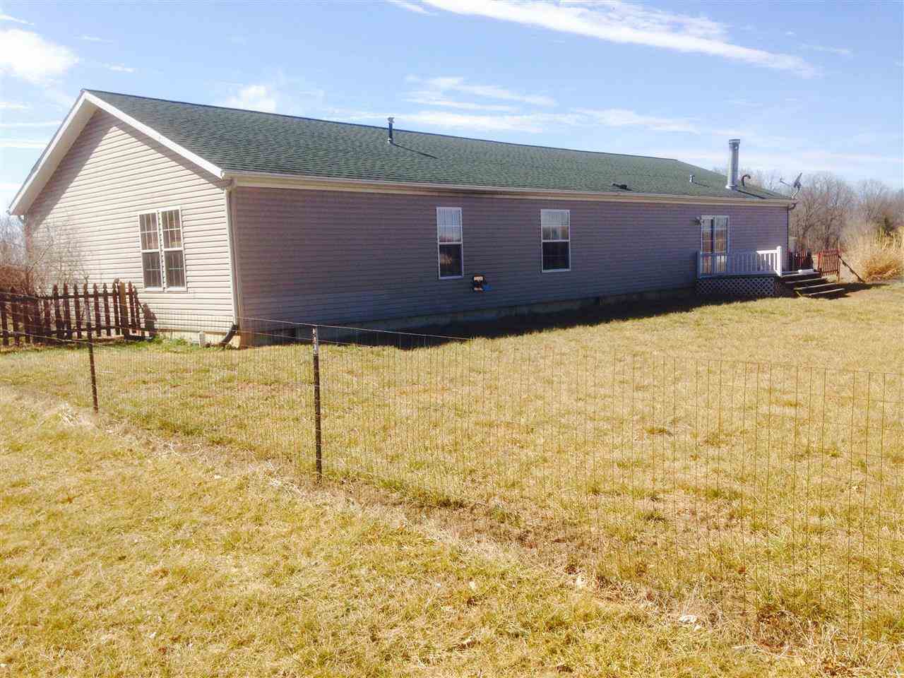 390 19th Road Bourbon, IN 46504 - Photo 6 of 18 Gallery Image 6